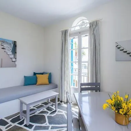 Byzantio & Wellness 公寓式酒店 4*